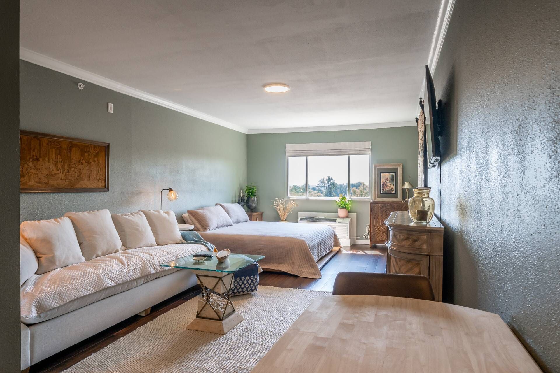 1 habitación, escritorio, internet y ropa de cama 