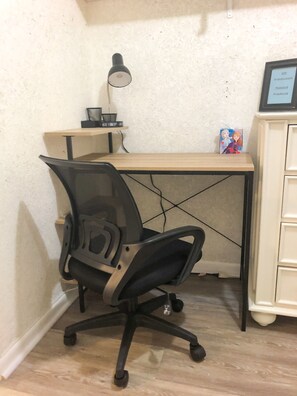 Interior - Charming Suite In The Heart Of Lakeland (Lakeland)