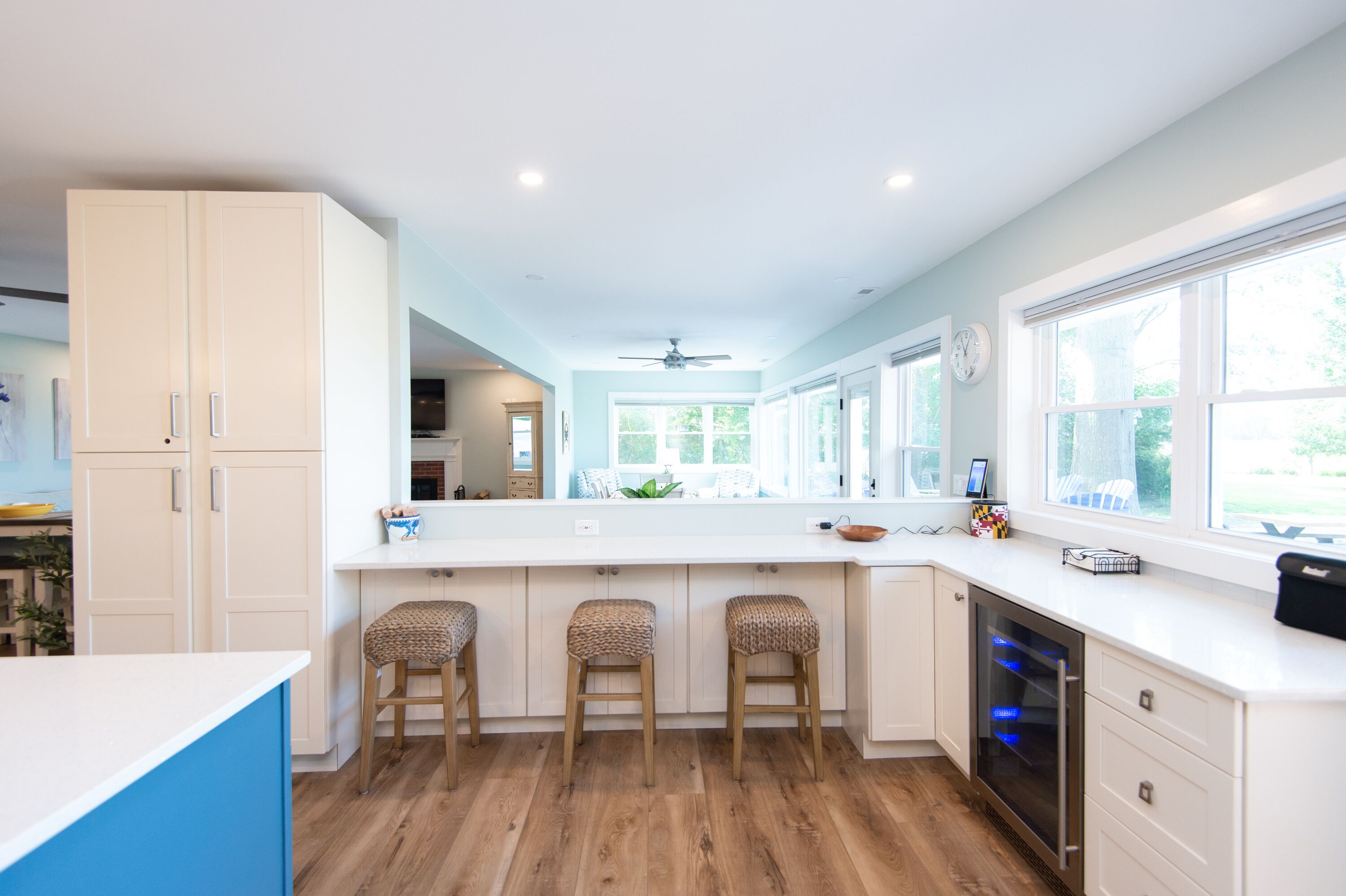 ثلاجة، ميكروويف، فرن، موقد طهي مسطح