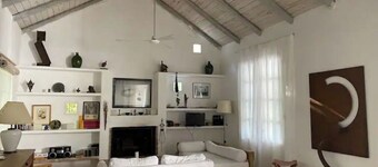 Sculpture @ the pool