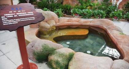 Luxinan Hot Spring Hotel