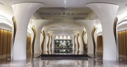 Luxinan Hot Spring Hotel
