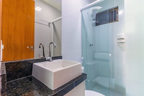 Superior Apartment | Bathroom