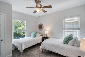 3 bedrooms, iron/ironing board, free WiFi, bed sheets