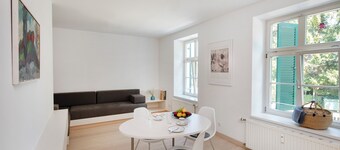 Schickes Apartment in Denkmalgeschütztem Haus in Seenähe