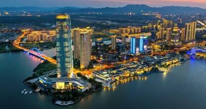 Vienna Hotel (Yixing High-speed Railway Station)