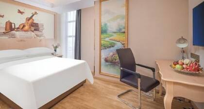 Vienna Hotel (Yixing High-speed Railway Station)