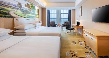 Vienna Hotel (Yixing High-speed Railway Station)