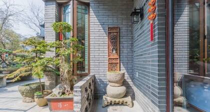 Zhangshe Courtyard Hotel