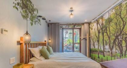 Zhangshe Courtyard Hotel