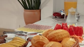 Desayuno buffet incluido todos los días