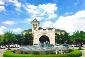 Ngoại thất