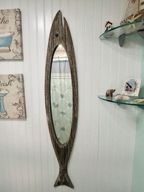 Interior - Cozy Cape Cottage (Brewster)