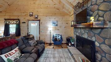 Smart TV, fireplace, DVD player