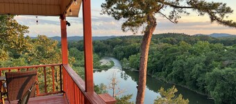 Riverview home at Mt. Ida with spectacular views