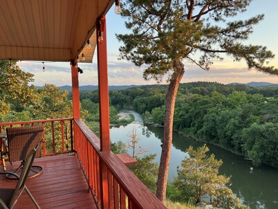 Riverview home at Mt. Ida with spectacular views