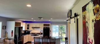 Private Group Lodge near Bellingham weddings and retreats