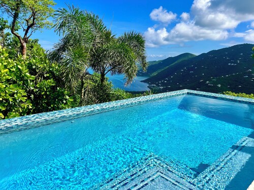 Pool Villa w/ Huge Ocean Views Just10 mins from Maho Bay Beach - AC Throughout!