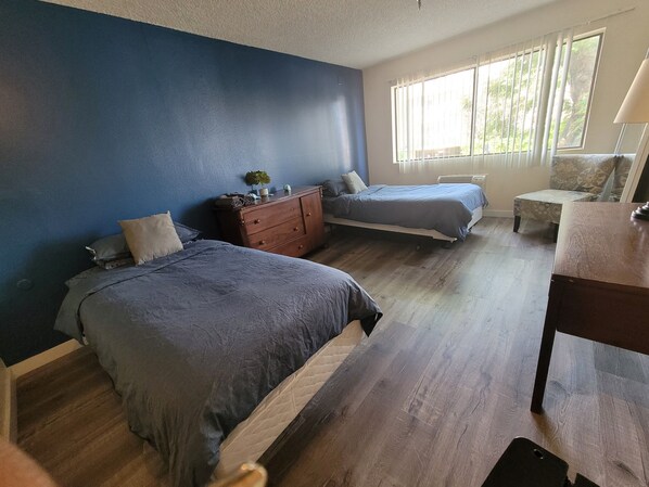 1 غرفة نوم وواي فاي وملاءات أسرّة