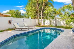 Outdoor pool, a heated pool