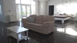 Ảnh chưa phân loại, 4 trong số 38 ảnh, nút