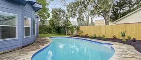 Piscina a l'aire lliure