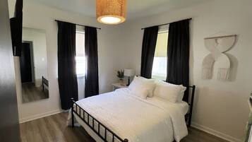 3 habitaciones, tabla de planchar con plancha y wifi gratis