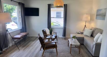 Newly renovated home by Cedar Point