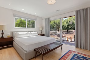 3 bedrooms, iron/ironing board, Internet, bed sheets - Mid-Century Swag, Private Yard and Orchard (Santa Barbara)