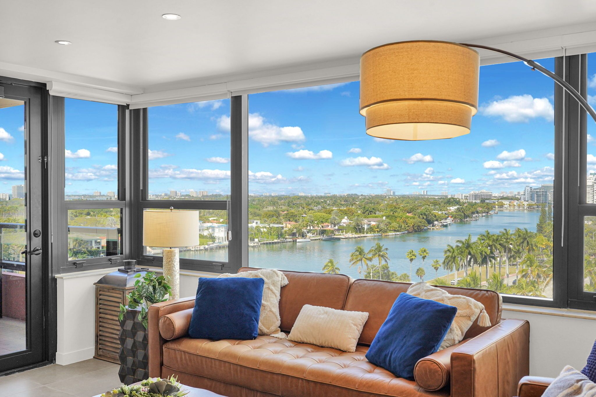 Smart TV, video games