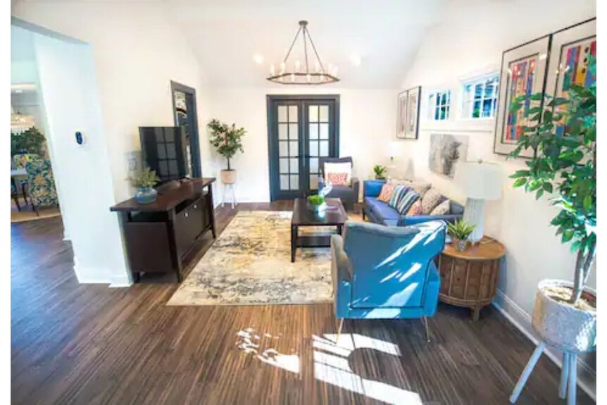 Cleveland Show House Inside