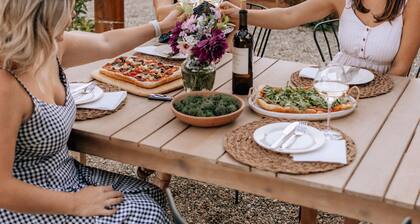 Chic wine country cottage and garden