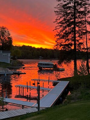 Unclassified image, 5 of 13, button