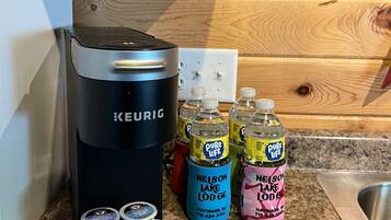 Fridge, microwave, oven, coffee/tea maker