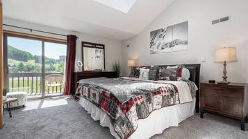 House (3 Bedrooms) | Property amenity