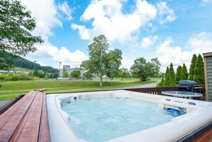 House (3 Bedrooms) | Property amenity - Slope Side by Taylor Made Deep Creek (McHenry)