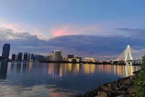 Miscellaneous - V8 Wisdom Hotel (Haikou CRV East Railway Station) (Haikou)