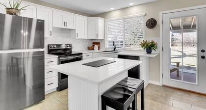 Denver 3bed/2 bath with spacious backyard