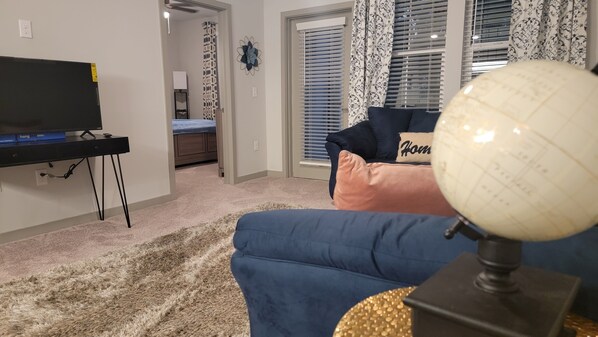 1 bedroom, premium bedding, WiFi - Modern luxury 1BR Suite with low country living (Charleston)