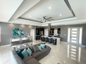 Smart-TV, peis og printere