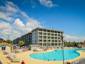 Indoor pool, outdoor pool - Myrtle Beach Resort Paradise on the Atlantic (Myrtle Beach)