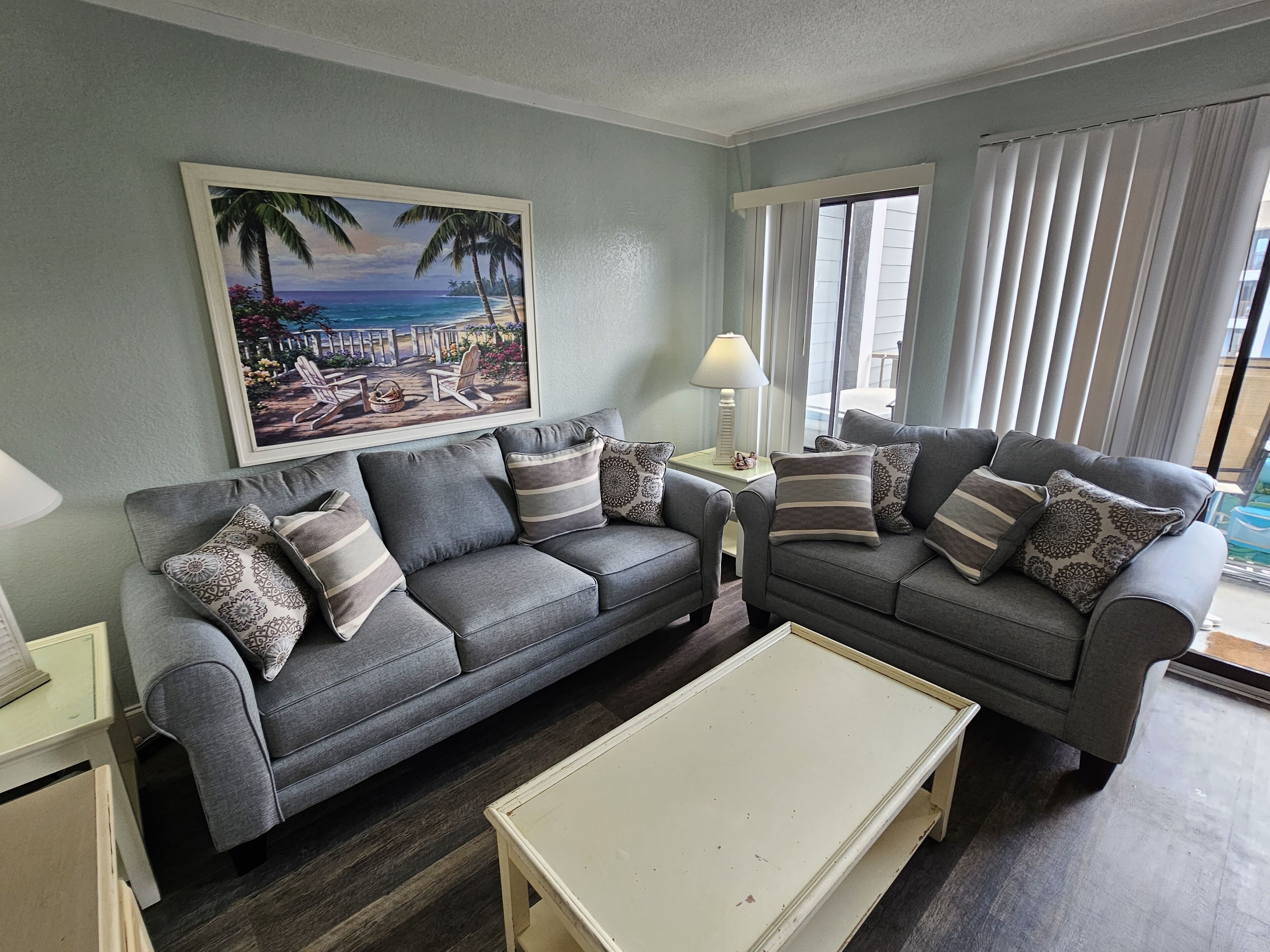 Televisión y reproductor de DVD 