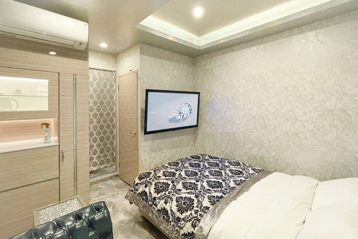 Standard Double Room, Smoking