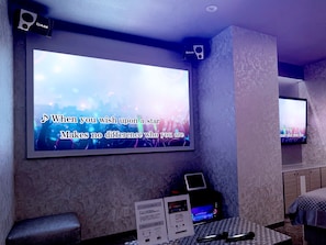奢华双人房, 吸烟房 | 免费 WiFi、床单