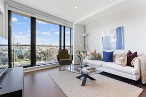 Deluxe Apartment | Living area