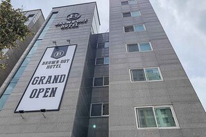 Fachada del alojamiento