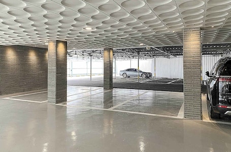 Free self parking