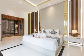 Bed sheets - Villa Louis Legian by Nagisa Bali (Legian)