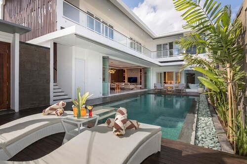 Villa Louis Legian by Nagisa Bali