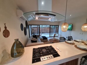 Full-sized fridge, microwave, coffee/tea maker, electric kettle - LUJOSO CON CENOTE EN LA SELVA DE TULUM (Tulum)